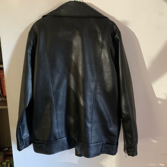 Vegan leather jacket - Picture 4 of 5
